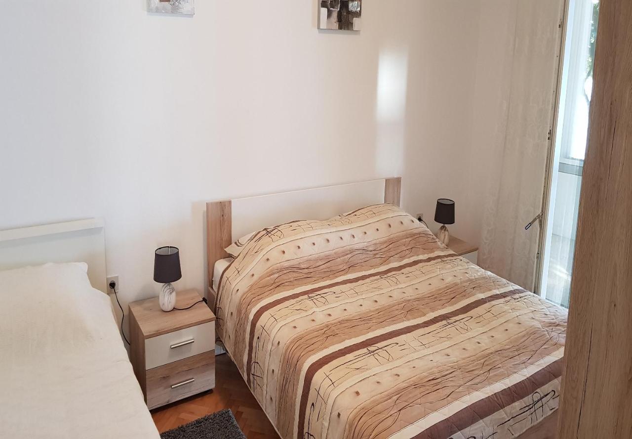 Apartman Andrija Бибинє Екстер'єр фото