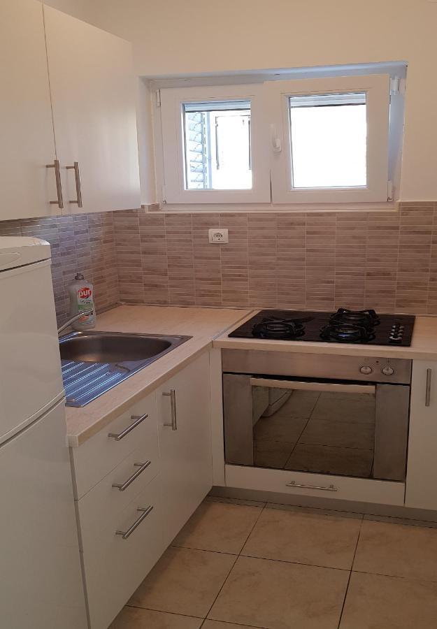Apartman Andrija Бибинє Екстер'єр фото