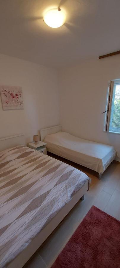 Apartman Andrija Бибинє Екстер'єр фото